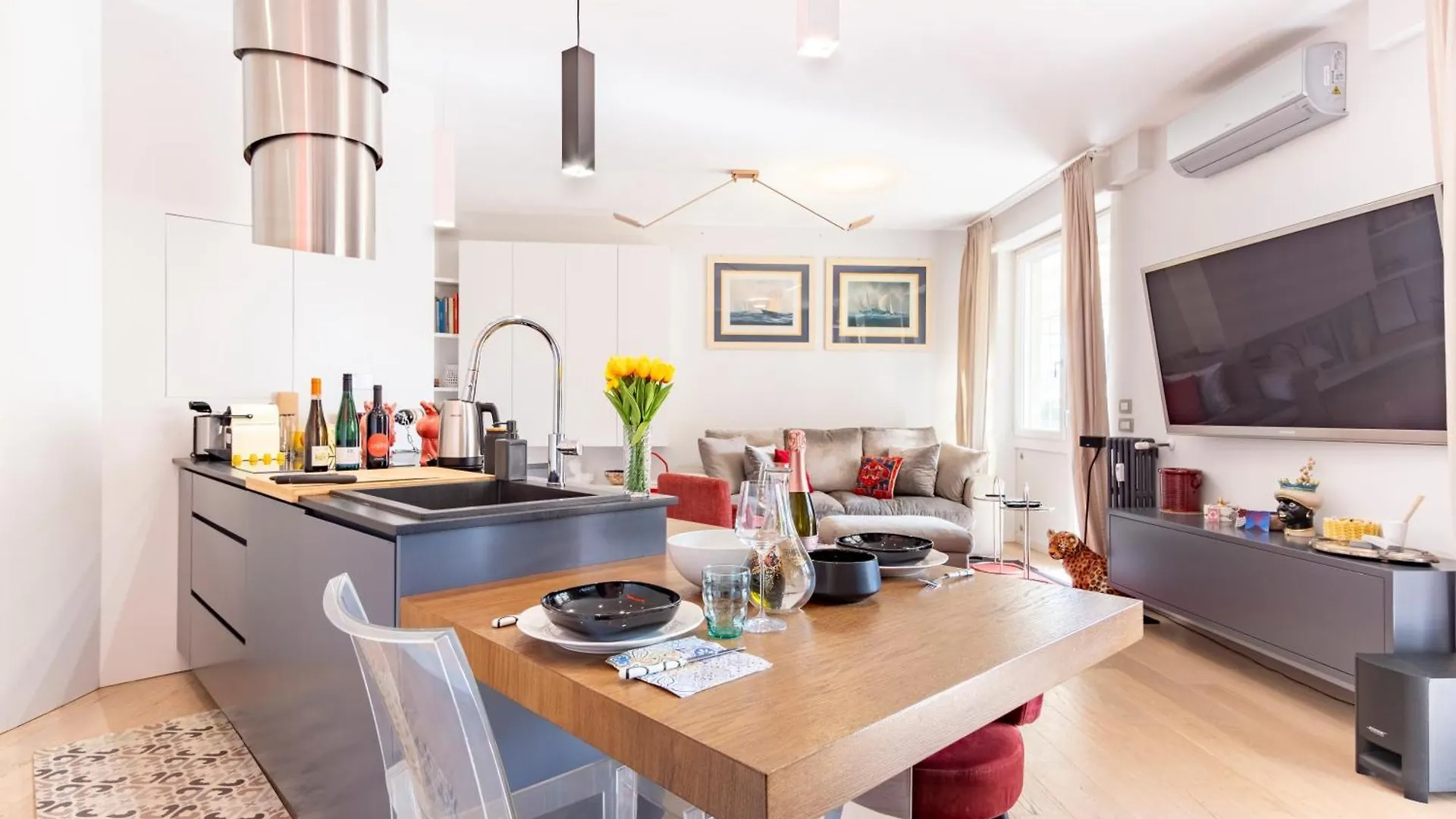 Elegantis Penthouse In The Heart Of Rome With Private Terrace And View Apartment